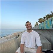 Doy clases de educación física pero puedo echarte un cable en otras asignaturas según en el nivel que te encuentres, soy monitor de natación y cualquier cosa sobre entrenamiento online, puedes contar conmigo para cumplir tus objetivos de forma telemática.